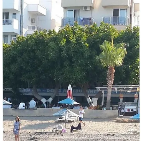 Deniz Hotell